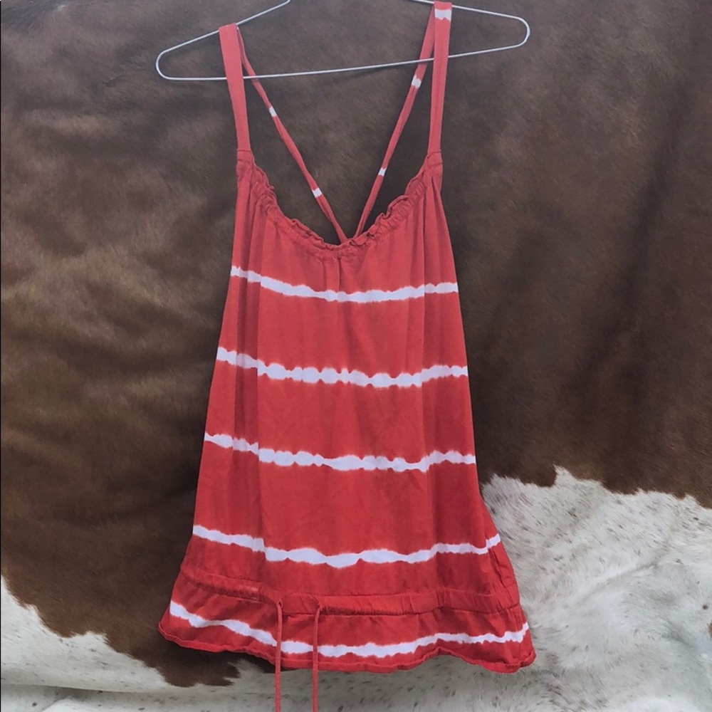 Gap red and white tie dye tank top